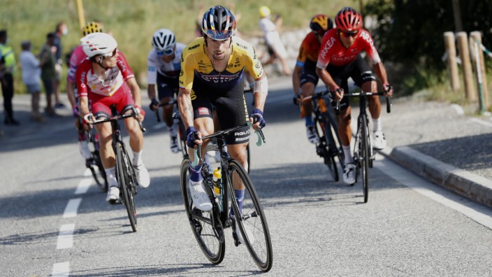 Tour de France: Auch Primoz Roglic muss sich am Ende ohne Mannschaftskollegen durchkämpfen.