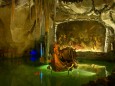 Venusgrotte von König Ludwig II künstliche Tropfsteinhöhle mit See und muschelförmigem Boot Gemäl