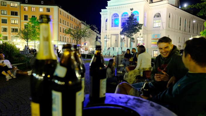 Coronavirus in München: Der Gaertnerplatz zählt zu den Orten, an denen nachts am Wochenende das Alkoholverbot gilt.