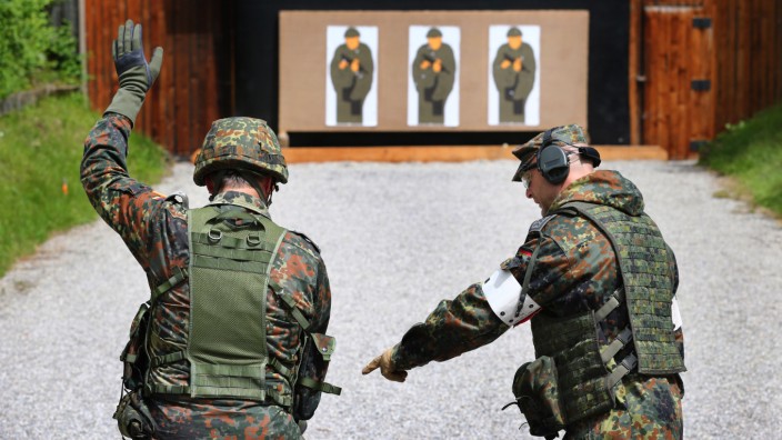 Schießübung bei der Bundeswehr