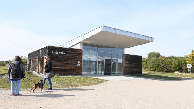Unterschleißheim: Besucherinformations - und Umweltbildungszentrum: das Heidehaus.