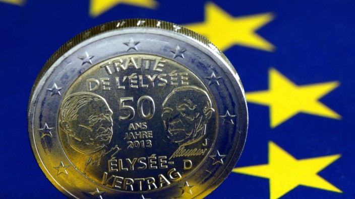 2 Euro Gedenkmünze anlässlich des 50. Jahrestags der Unterzeichnung des Elysee Vertrag es 1953 mit Konterfei s Charles