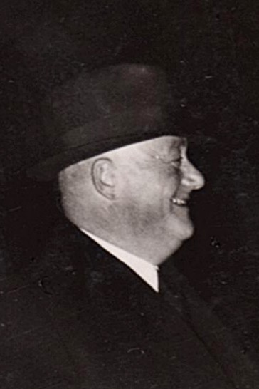 Hertie und die Hitler-Diktatur: Der Mann, der davon profitierte, dass der jüdischen Gründerfamilie ihr Unternehmen weggenommen worden war: Georg Karg, hier auf einem Foto von 1938.