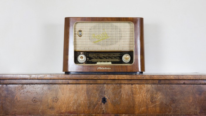 nostalgie,röhrenradio *** nostalgia,radio receiver jlf-ftp