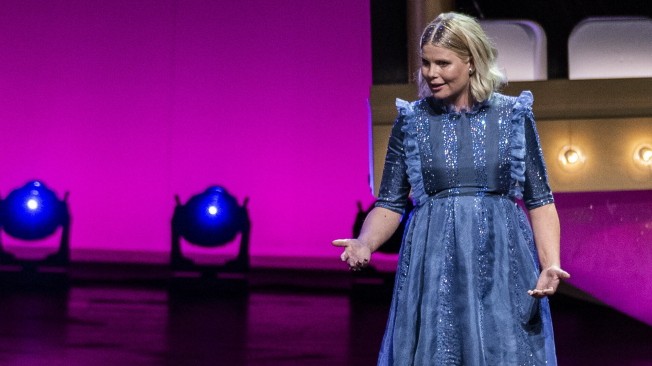 Sofie Linde og Joachim ved ZULU Comedy Galla 2020 der afholdes i Operaen i Koebenhavn, onsdag den 26. august 2020. , ***