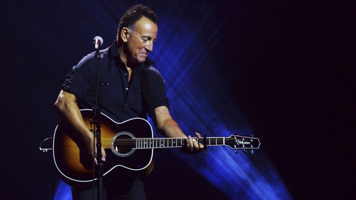 Bruce Springsteens neue Platte: Bruce Springsteen, 71, lebt immer noch in einer Welt aus Kies, Benzin, Wolken und Jeansstoff - zumindest werkimmanent