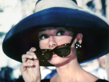 Audrey Hepburn; Brille; Tiffany's; dpa