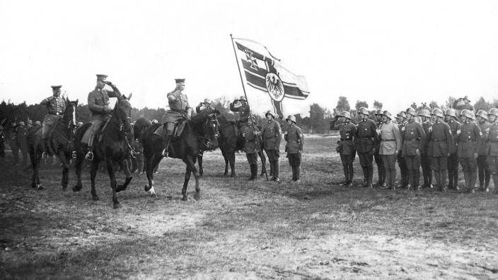 Kapitän Ehrhardt mit seinem Freikorps, 1920