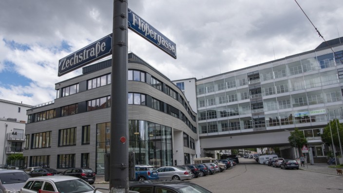 Büro- und Gewerbekomplex auf ehemaligem Fabrikgelände in München, 2020