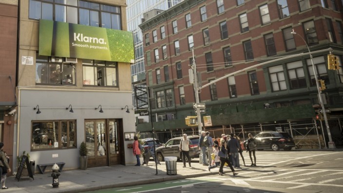 Advertising for Klarna in New York A billboard in Soho in New York advertises the Swedish online payment processor, Kla