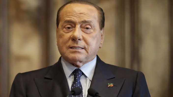 Italiens Ex-Regierungschef Berlusconi positiv auf Corona getestet