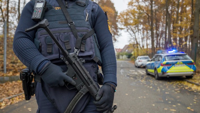 Zwei Menschen auf offener Straße in Nürnberg erschossen