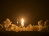 Raumfahrt: Chinas Sonde auf dem Mond gelandet