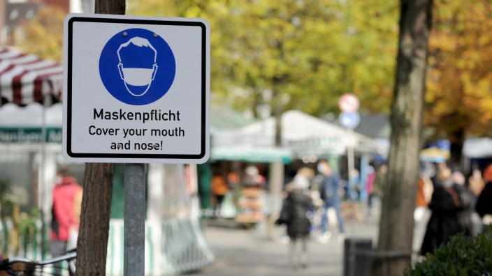 Corona in München: Ist der Inzidenzwert zu hoch - und das ist seit geraumer Zeit der Fall - gilt in der Münchner Innenstadt Maskenpflicht.