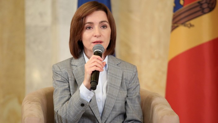 Moldovan President-elect Sandu attends a news conference in Chisinau
