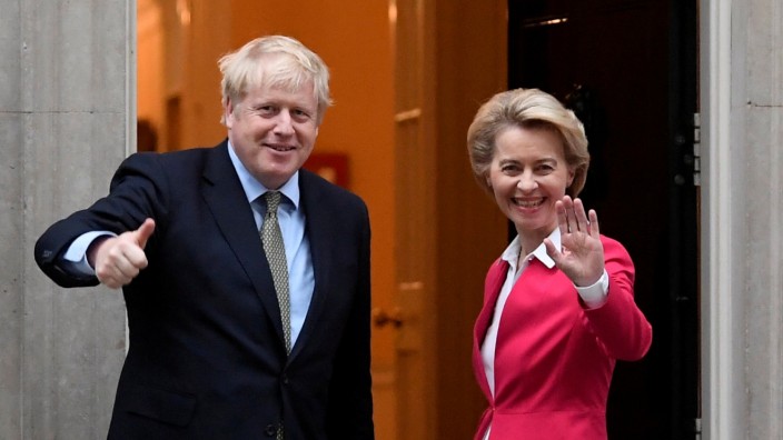 FILE PHOTO: Britain's PM Johnson meets European Commission President von der Leyen in London