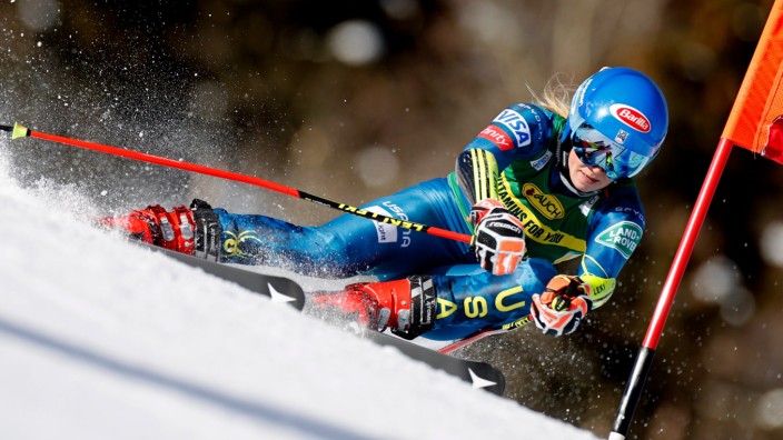 Ski alpin: Schnell unterwegs in Courchevel: Mikaela Shiffrin