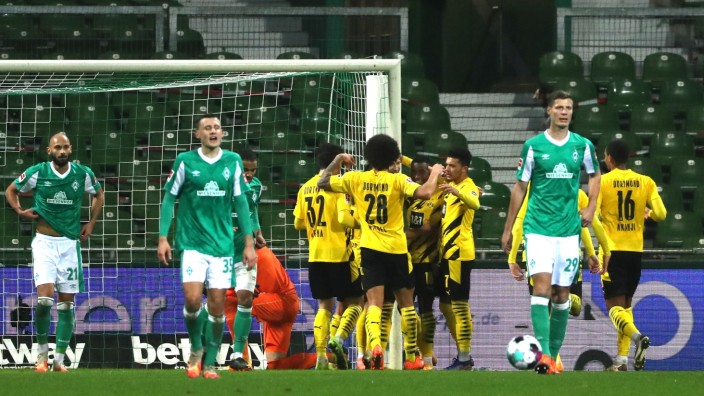 SV Werder Bremen v Borussia Dortmund - Bundesliga