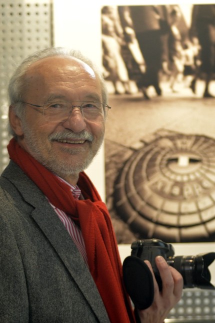 SZ-Serie: Lichtblicke, Folge 20: Herbert Becke, 1950 in München geboren, war 33 Jahre lang Leiter der VHS im Landkreis-Norden und Initiator der "Kulturdonnerstage" in Garching. Er fotografiert mit dem Schwerpunkt der Menschen- und Reportagefotografie.