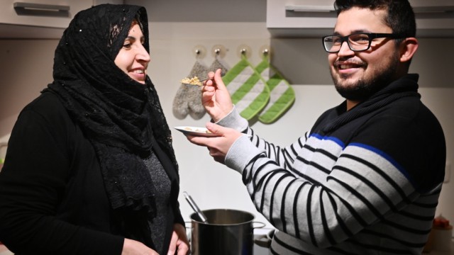 SZ-Adventskalender: Gemeinsam kochen: Deyaa E. und Mohammed H.