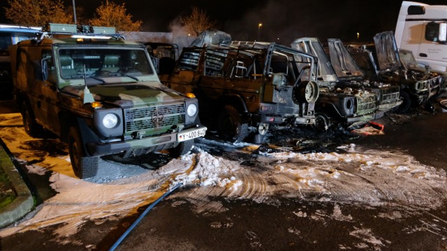 Bundeswehrfahrzeuge in Leipzig abgebrannt