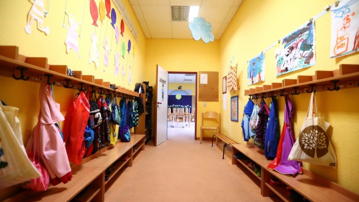 Garderobe in einem Kindergarten