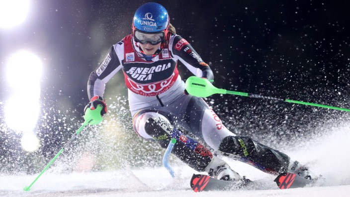 Sport Bilder des Tages Audi FIS Alpine Ski World Cup - Women s Slalom ZAGREB, CROATIA - JANUARY 03: Petra Vlhova of Slov