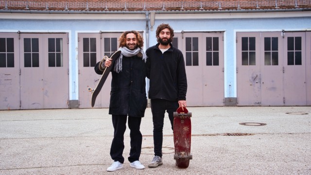 Fünf für München: Pacel und Ali Khachab eröffnen eine Skatehalle.