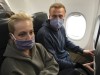 Alexej Nawalny und Ehefrau Julia auf dem Flug von Deutschland nach Moskau