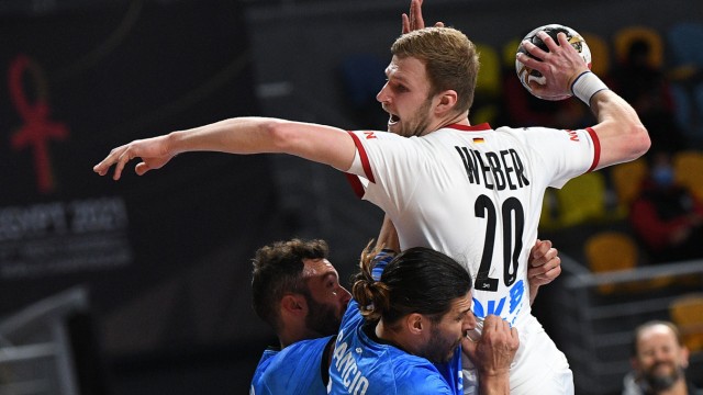 Zeugnis zur Handball-WM: Spielte ein starkes Turnier: Mittelmann Philipp Weber, hier gegen Uruguay.