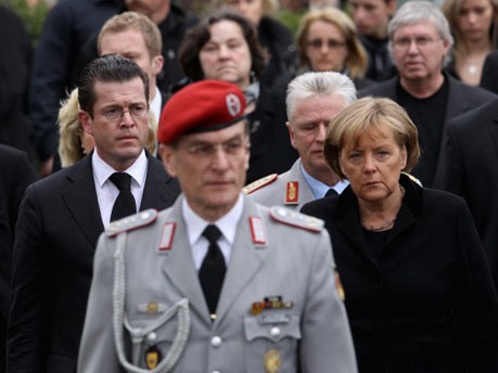 Trauerfeier, Afghanistan, Angela Merkel, Karl-Theodor zu Guttenberg