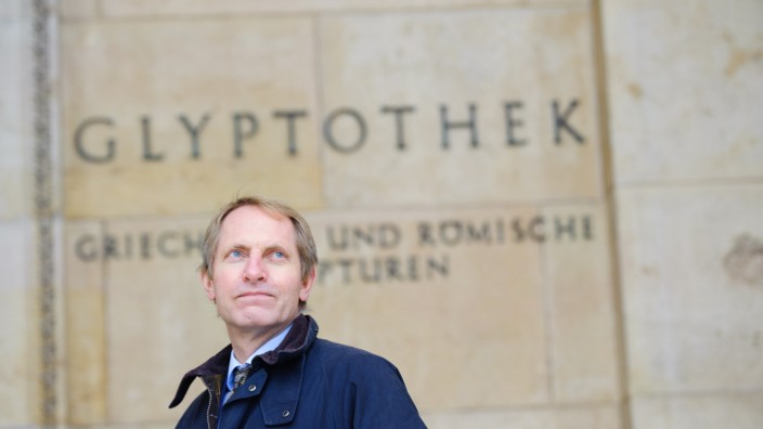 Service: Florian Knauß, Direktor der Staatlichen Antikensammlungen und Glyptothek, in den Räumlichkeiten der frisch sanierten Glyptothek in München.