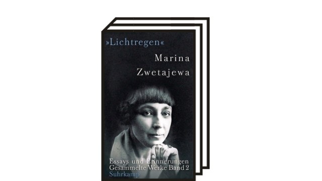 "Lichtregen", die Essays von Marina Zwetajewa: Marina Zwetajewa: Lichtregen. Essays und Erinnerungen (Gesammelte Werke Band 2). Hg. von Ilma Rakusa. Suhrkamp Verlag Berlin 2020, 902 Seiten, 44 Euro.
