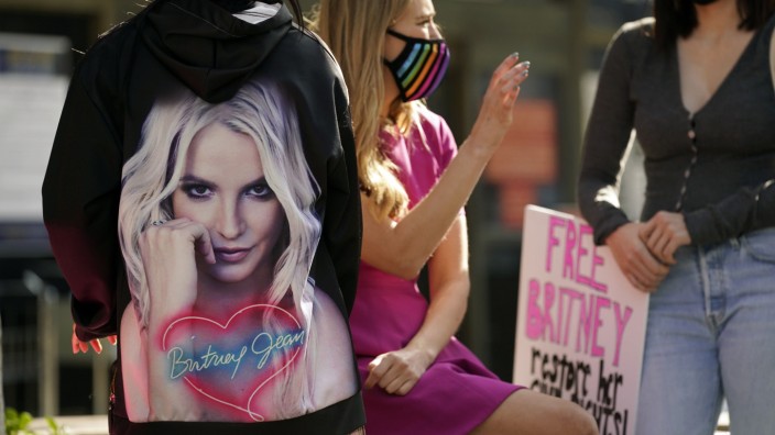 USA: Demonstranten vor dem Gericht solidarisieren sich mit Britney Spears