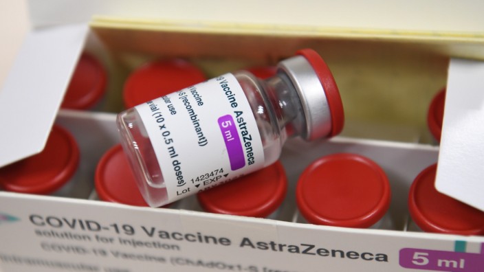 Astra-Zeneca-Vakzin: Es weigern sich insbesondere Mitarbeiterinnen und Mitarbeiter aus der Gesundheitsversorgung, aber auch von Polizei und Feuerwehr, sich den Impfstoff von Astra Zeneca spritzen zu lassen.