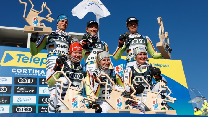 FIS World Ski Championships - Team's Parallel Event