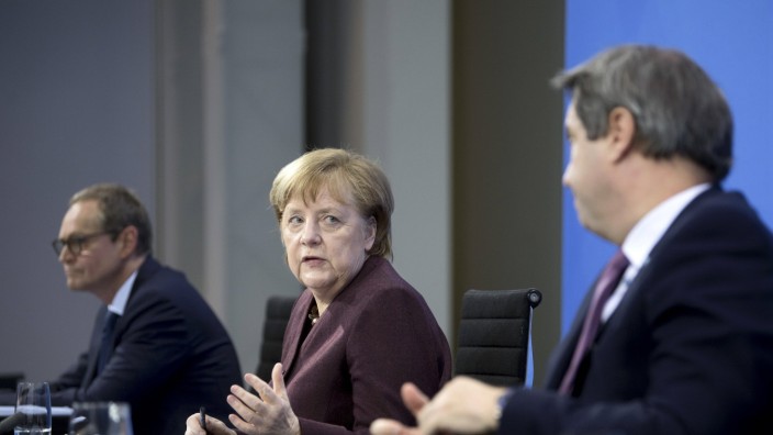 Angela Merkel, Coronavirus Crisis DEU, Deutschland, Germany, Berlin, 10.02.2021 Michael Mueller, Regierender Buergermei