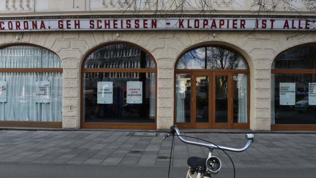 Geschlossenes Kino in München zur Zeit der Corona-Krise, 2020
