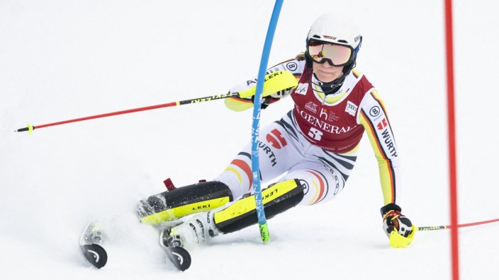 Ski alpin: Lena Dürr fährt im schwedischen Are auf Platz vier.