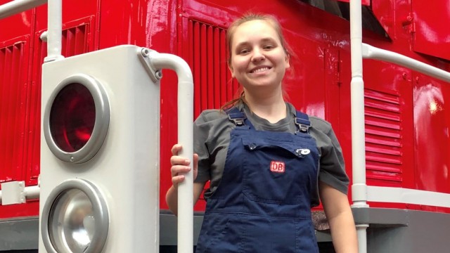 Deutsche Bahn: Als nächsten Schritt plant sie ein duales Studium: Anja Truppel, 23, aus Cottbus.