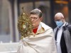 Der Kölner Erzbischof Rainer Maria Kardinal Woelki feierte einen Fronleichnamsgottesdienst unter freiem Himmel mit rund