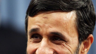 Iran und USA: Für Ahmadinedschad erweisen sich die Glückwünsche für Obama als Schuss in den Fuß