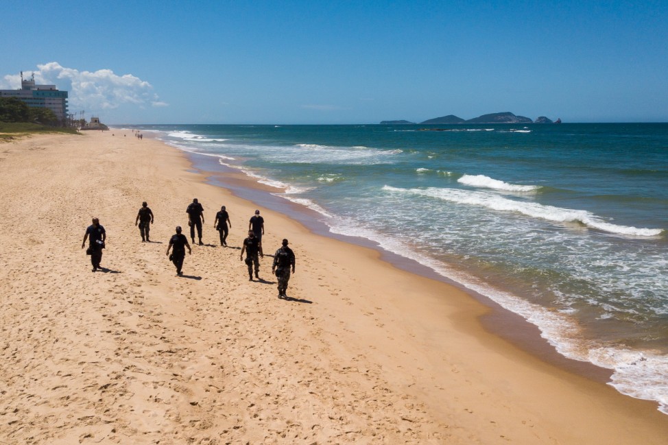Authorities Tighten Restrictions in Some Beaches of Rio de Janeiro State