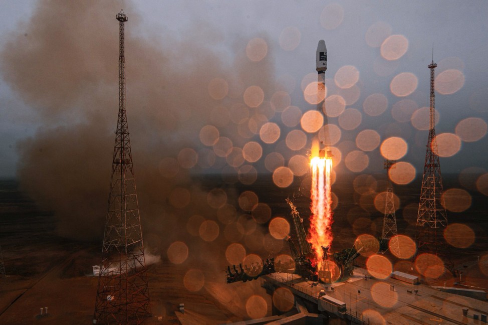 Russland bringt 38 Satelliten ins All