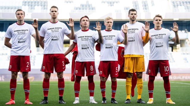 210327 Stian Gregersen, Kristoffer Ajer, Patrick Berg, Birger Meling, goalkeeper Rune Almenning Jarstein and Martin ode; DFB-Team