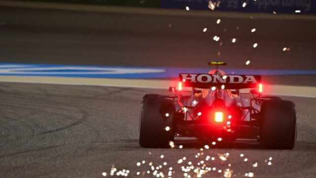 Sieben Kurven der Formel 1: Sergio Perez beim Grand Prix in Bahrain.