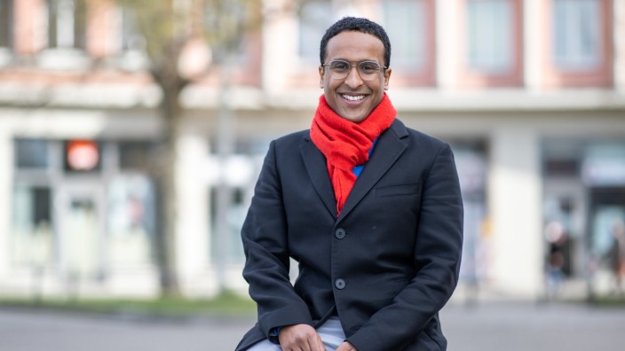 "Es trifft mich schon": Nasser Ahmed, seit drei Wochen Vize-Generalsekretär der Bayern-SPD, ist in Deutschland geboren. Seine Eltern flüchteten vor Krieg und Diktatur in Eritrea.