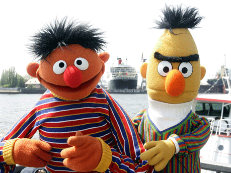 Ernie und Bert aus der Sesamstraße in Hamburg, AP