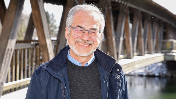 Politik in Schäftlarn: Matthias Ruhdorfer hat 18 Jahre lang die Gemeinde Schäftlarn geführt. Trotz Berentung setzt er sich weiterhin aktiv für den Klimaschutz ein.