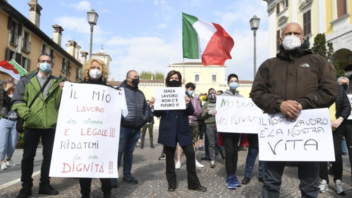 April 10, 2021, Brescia, Brescia, Italy: Coronavirus emergency protest of streets vendors against the rules about Coron